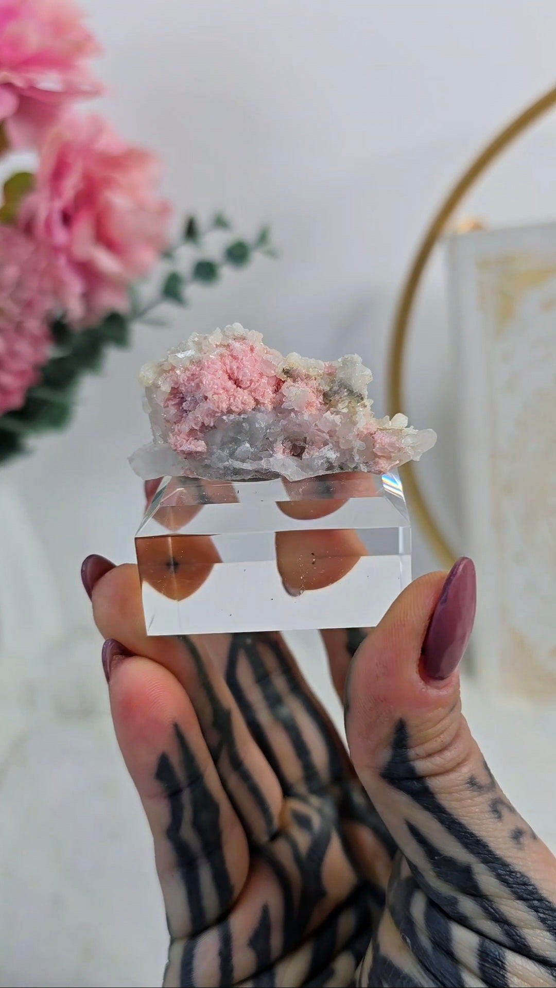 Rhodochrosite on Quartz