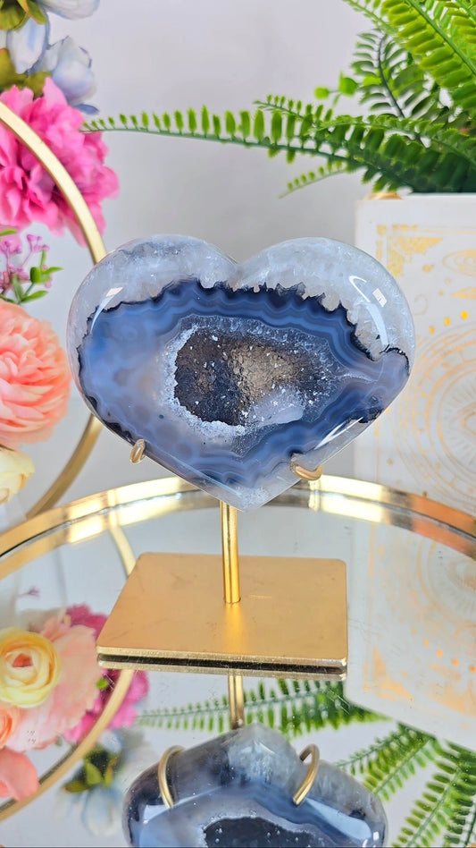 Druzy Agate Heart on stand H80