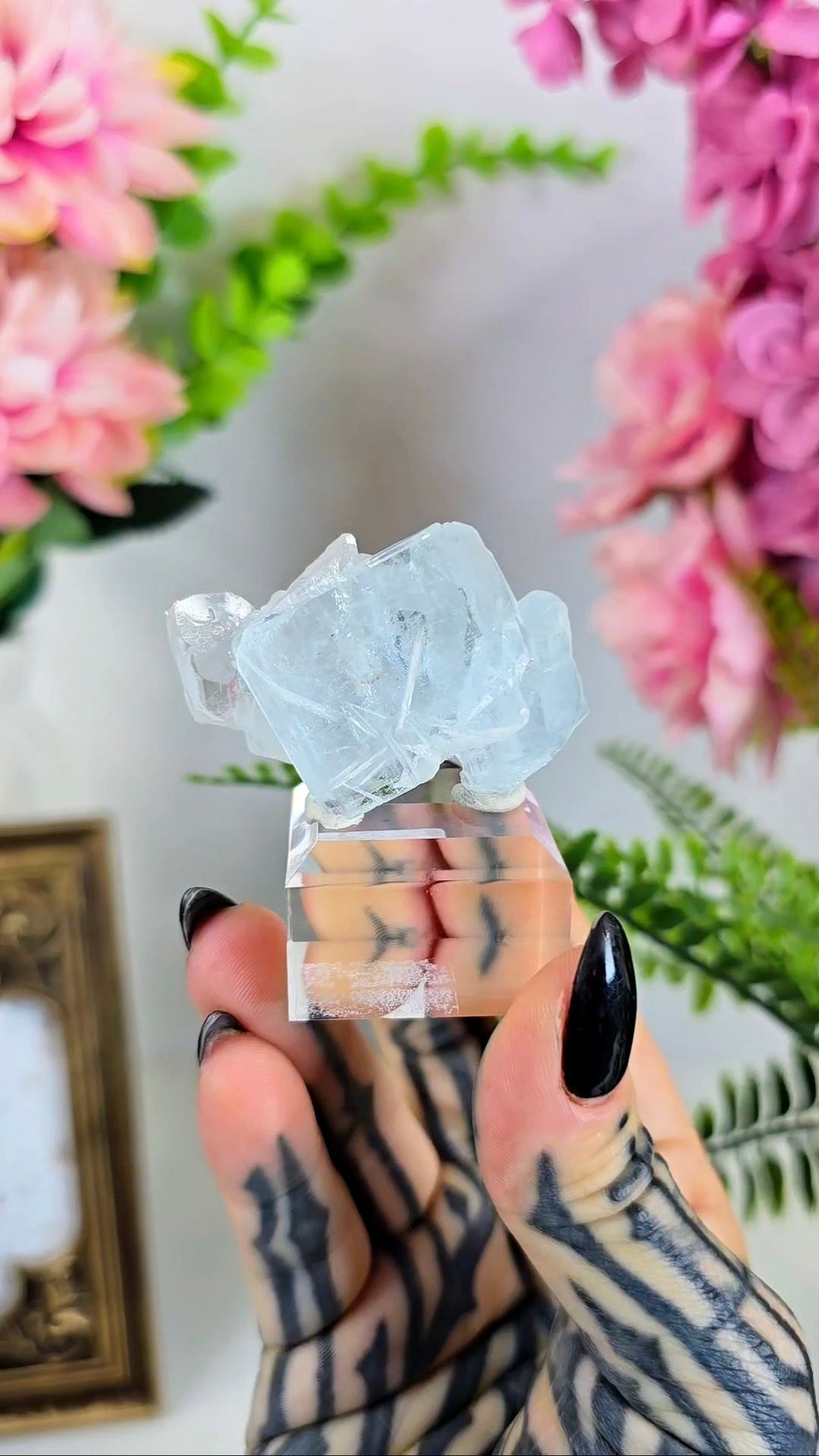 Aquamarine Floater Beryll Specimen on Base 39