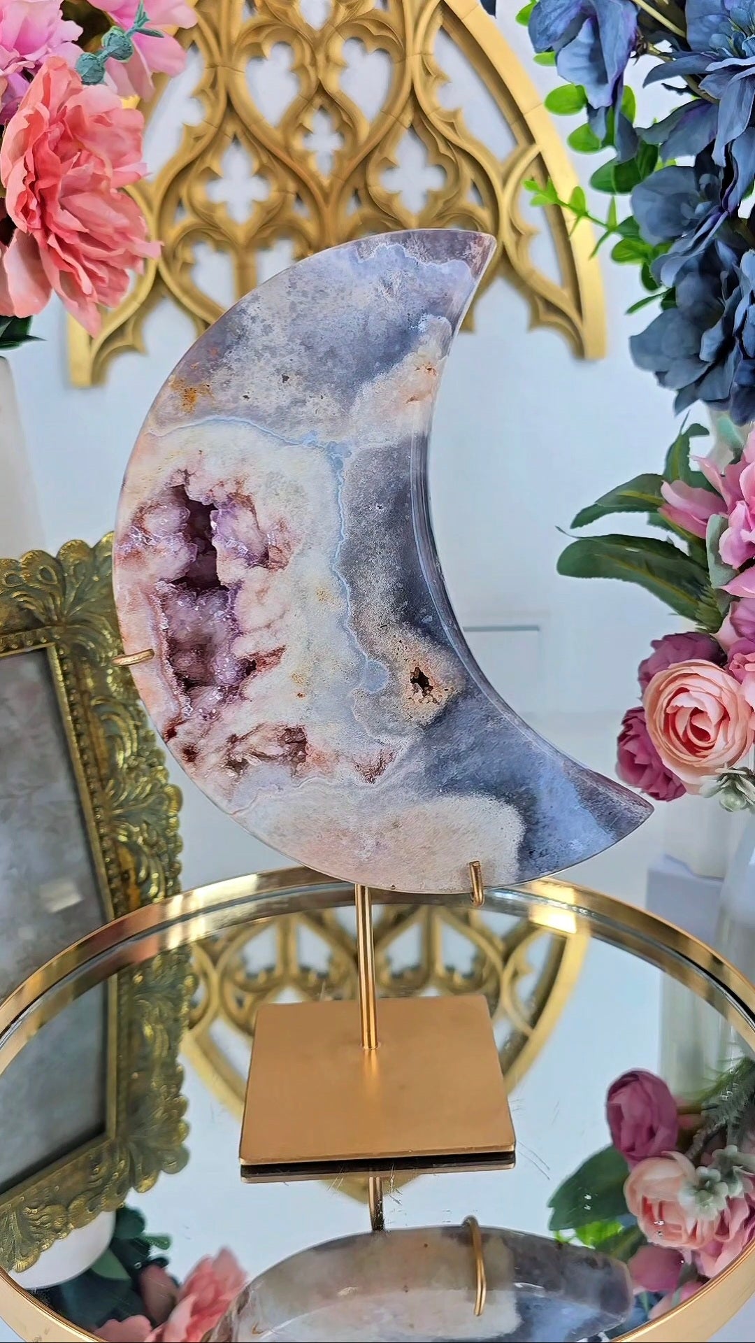 Pink Amethyst Moon on stand CM369