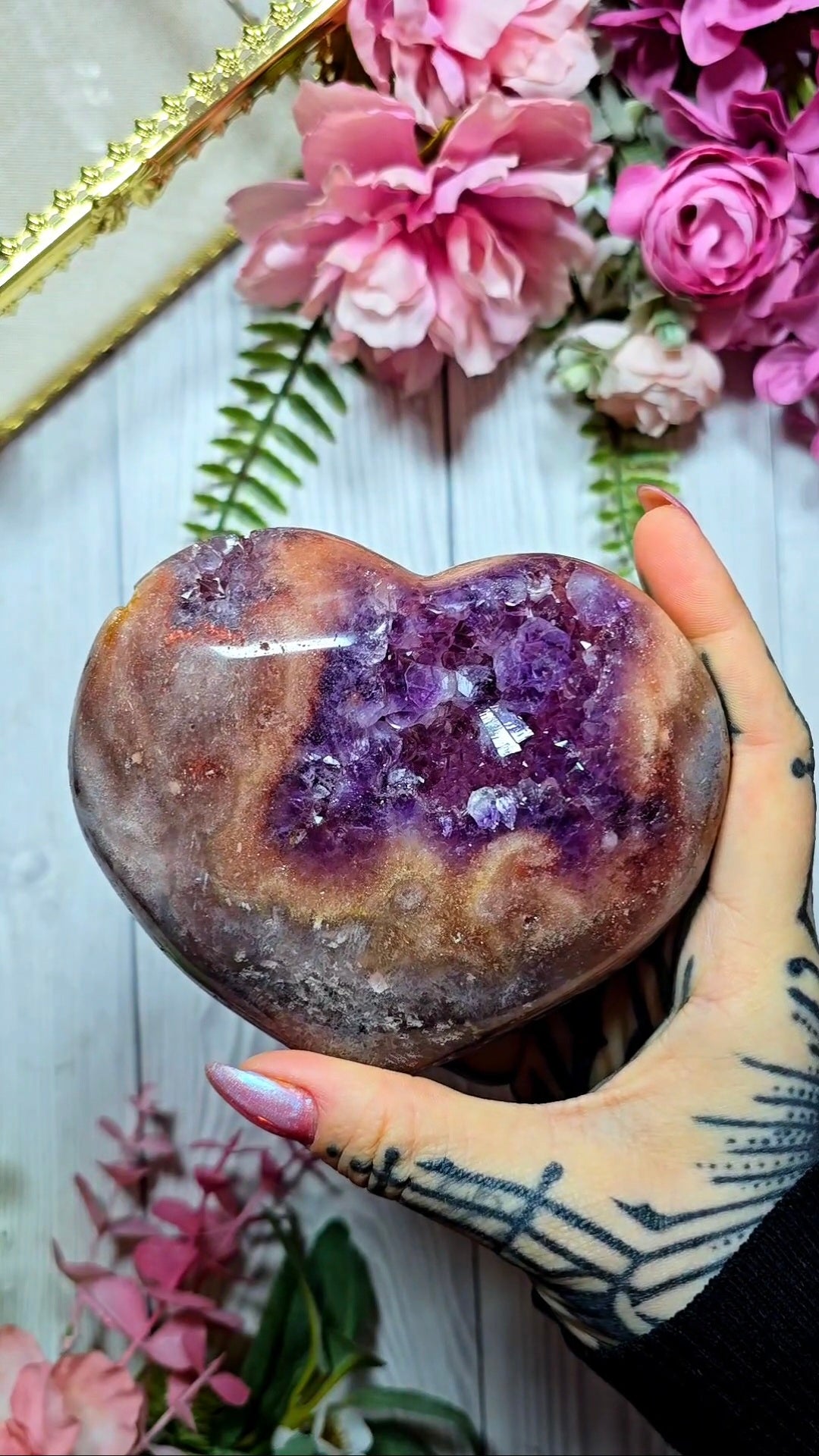 Pink Amethyst Heart on stand H107