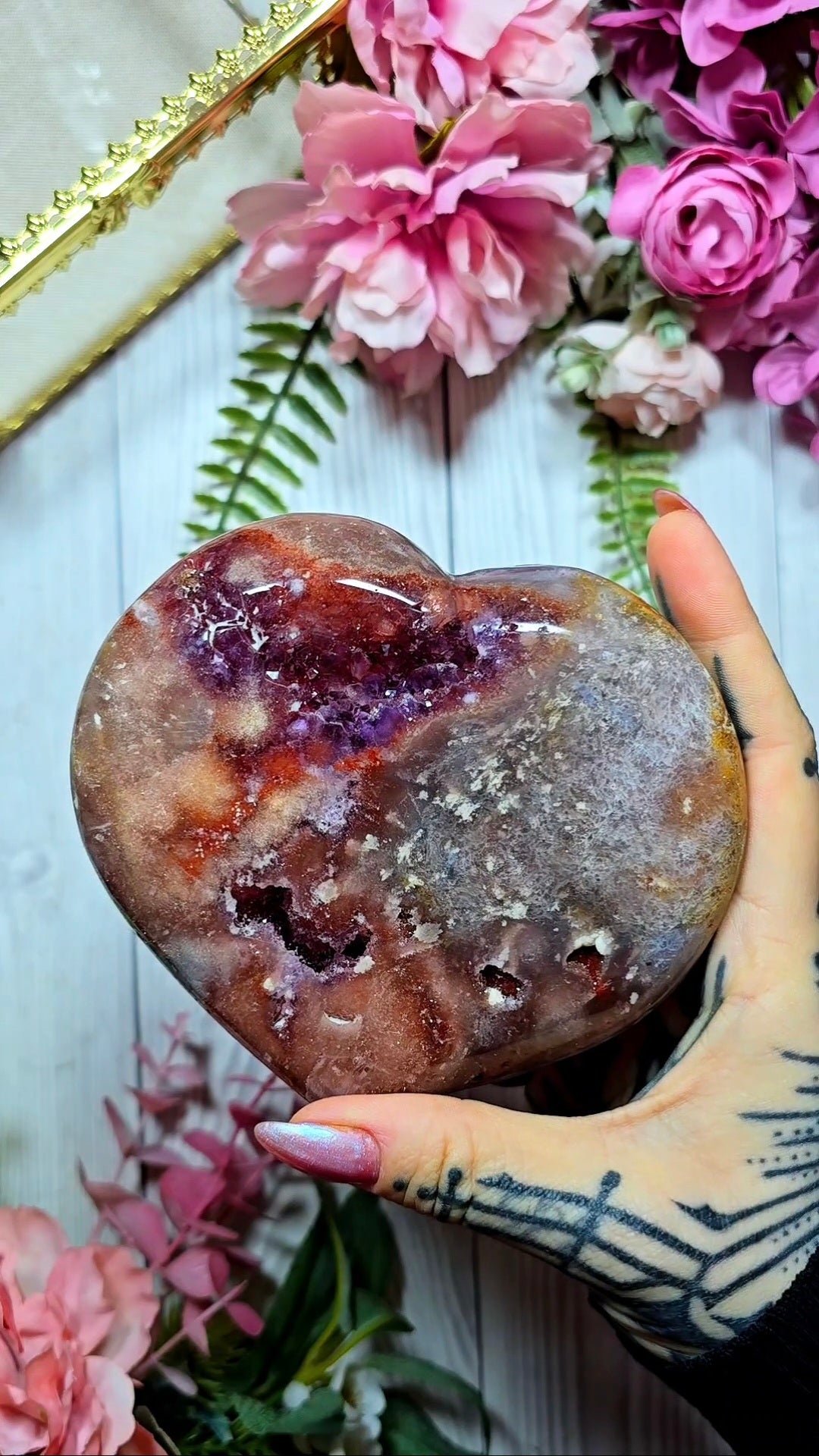Pink Amethyst Heart on stand H109