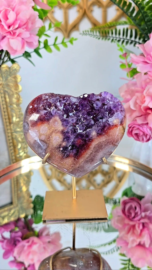 Pink Amethyst Heart on stand H106
