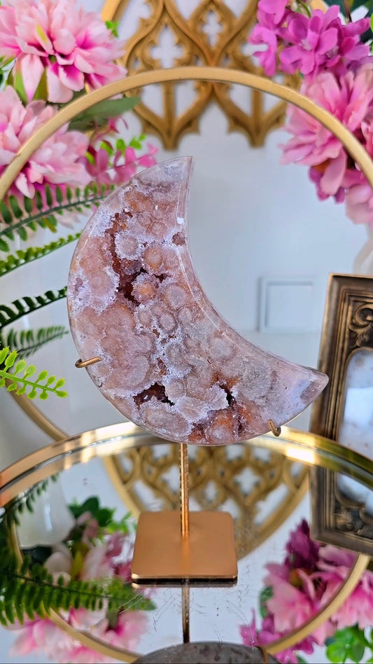 Pink Amethyst Moon on stand CM378