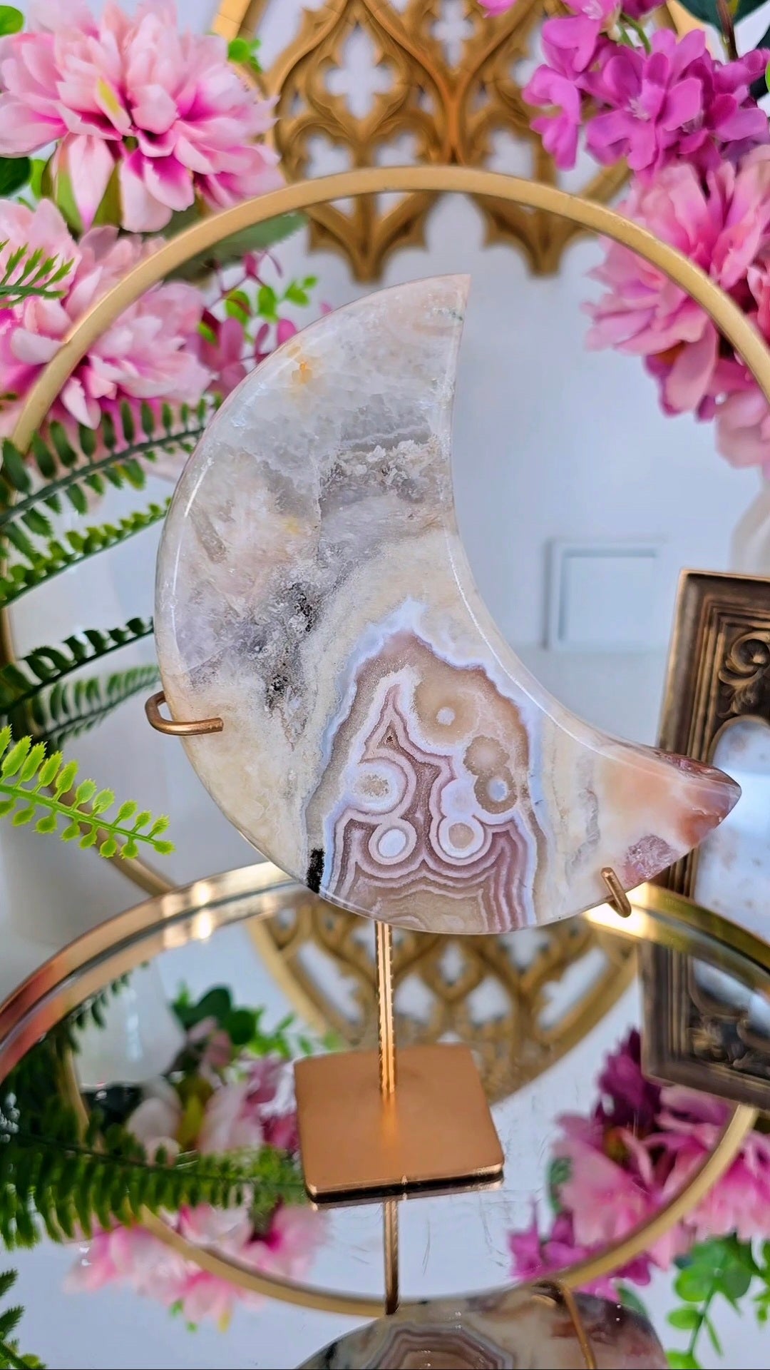 Pink Amethyst Moon on stand CM383