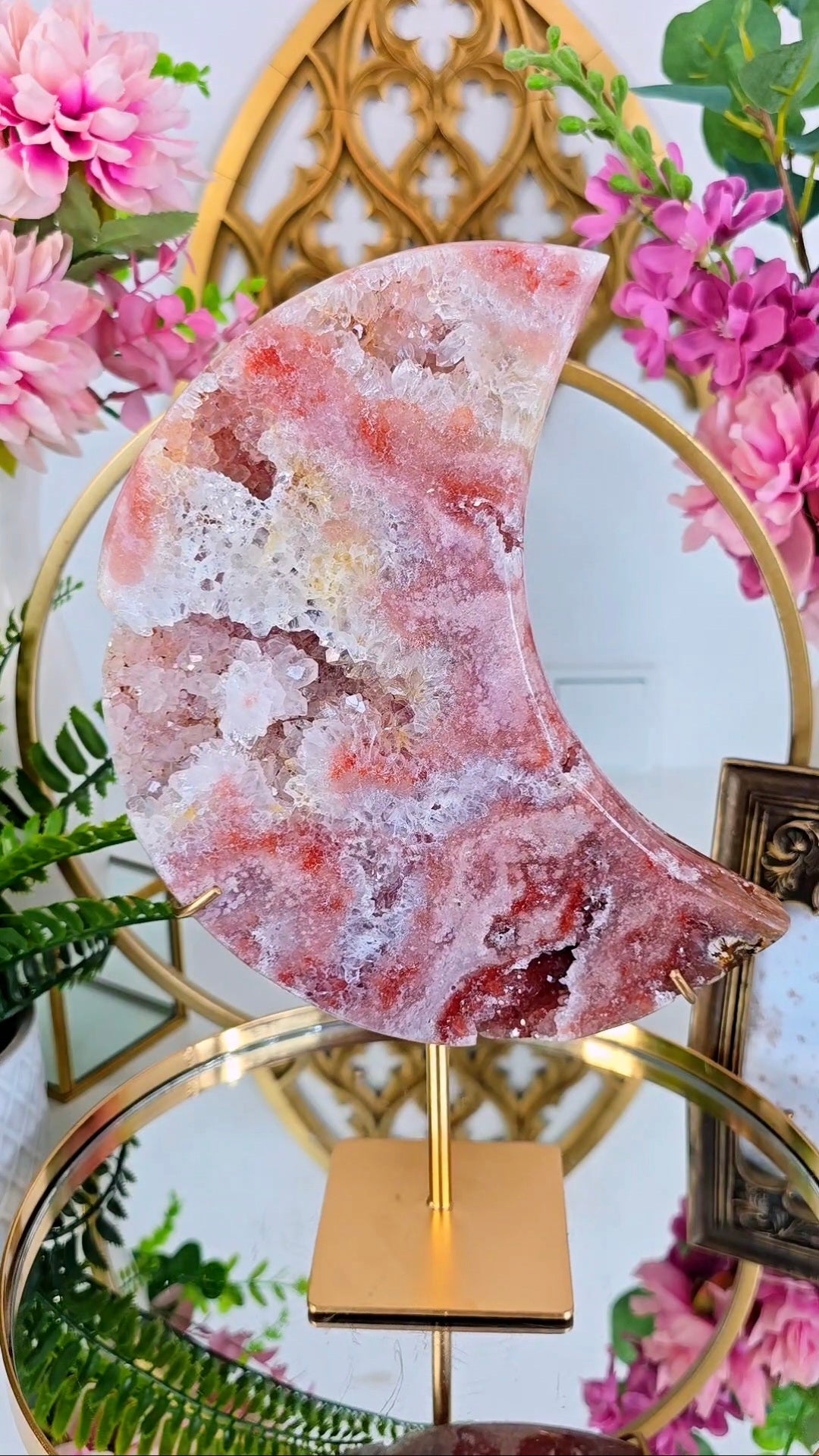 Pink Amethyst Moon on stand CM386