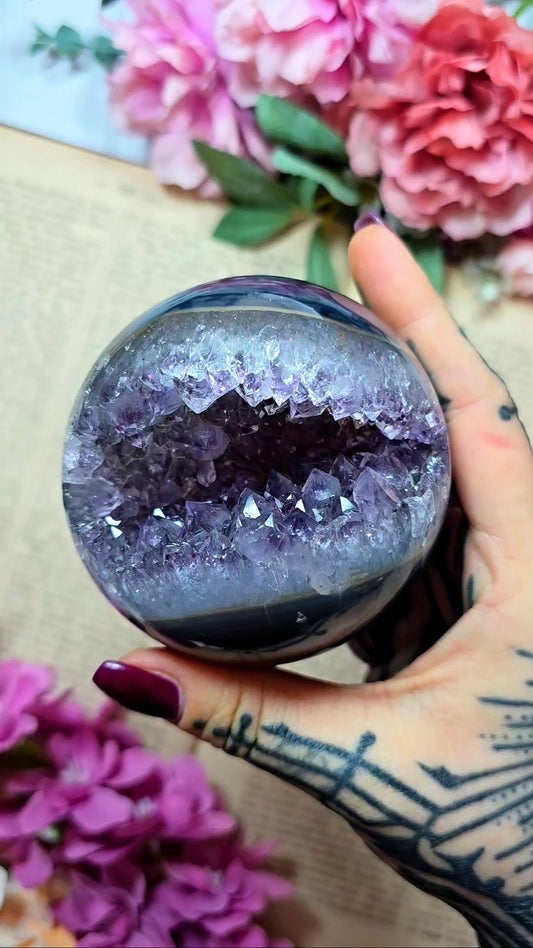 Druzy Amethyst / Agate Sphere CS326
