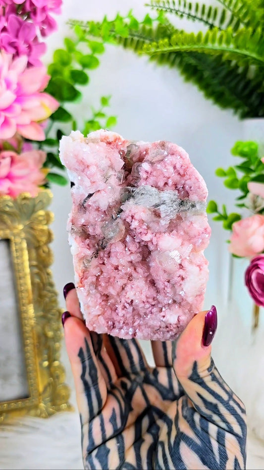 Pink Heulandite with Green Apophyllite and Mesolite (Freestanding) 03
