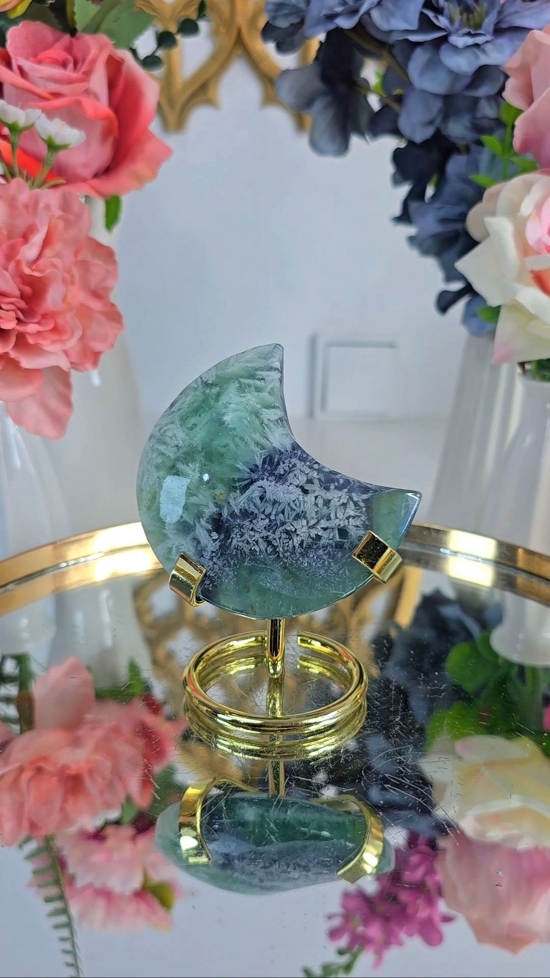 Rainbw feather Fluorite Moon on Stand 06