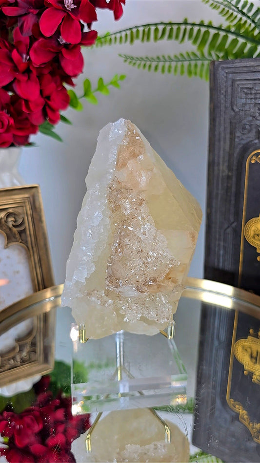Sparkly Calcite with Apophyllite 11