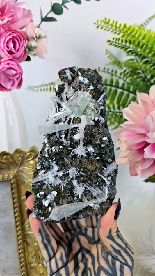 Green Apophyllite with Scolecite (freestanding) 07