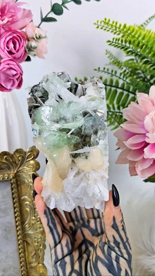 Green Apophyllite with Scolecite and Stilbite (freestanding) 08