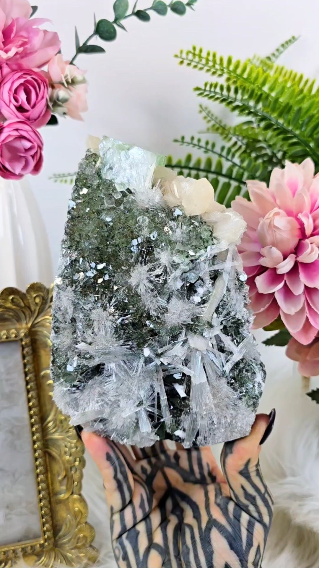 Green Apophyllite with Scolecite and Stilbite (freestanding) 12