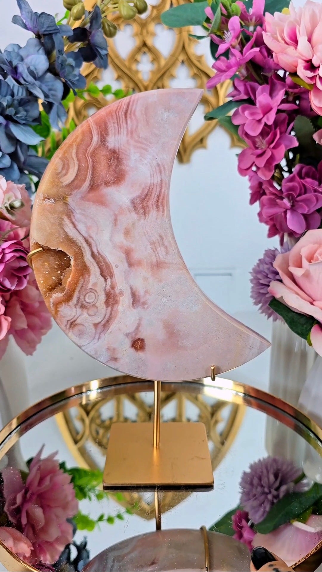 Pink Amethyst Moon on stand CM404