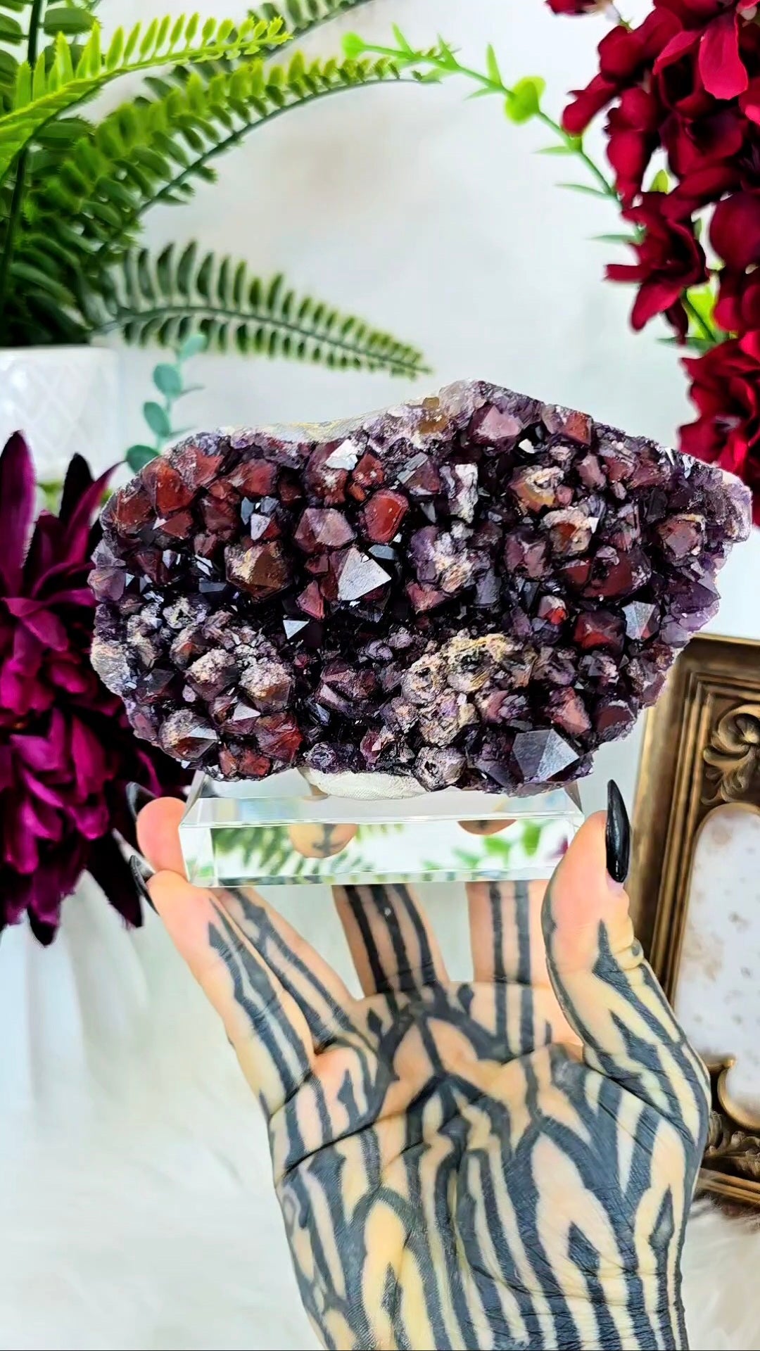 Hematite Alien Amethyst on Base 08