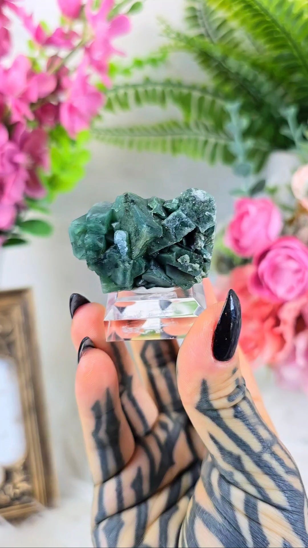 Celadonite included Apophyllite with Stilbite 01