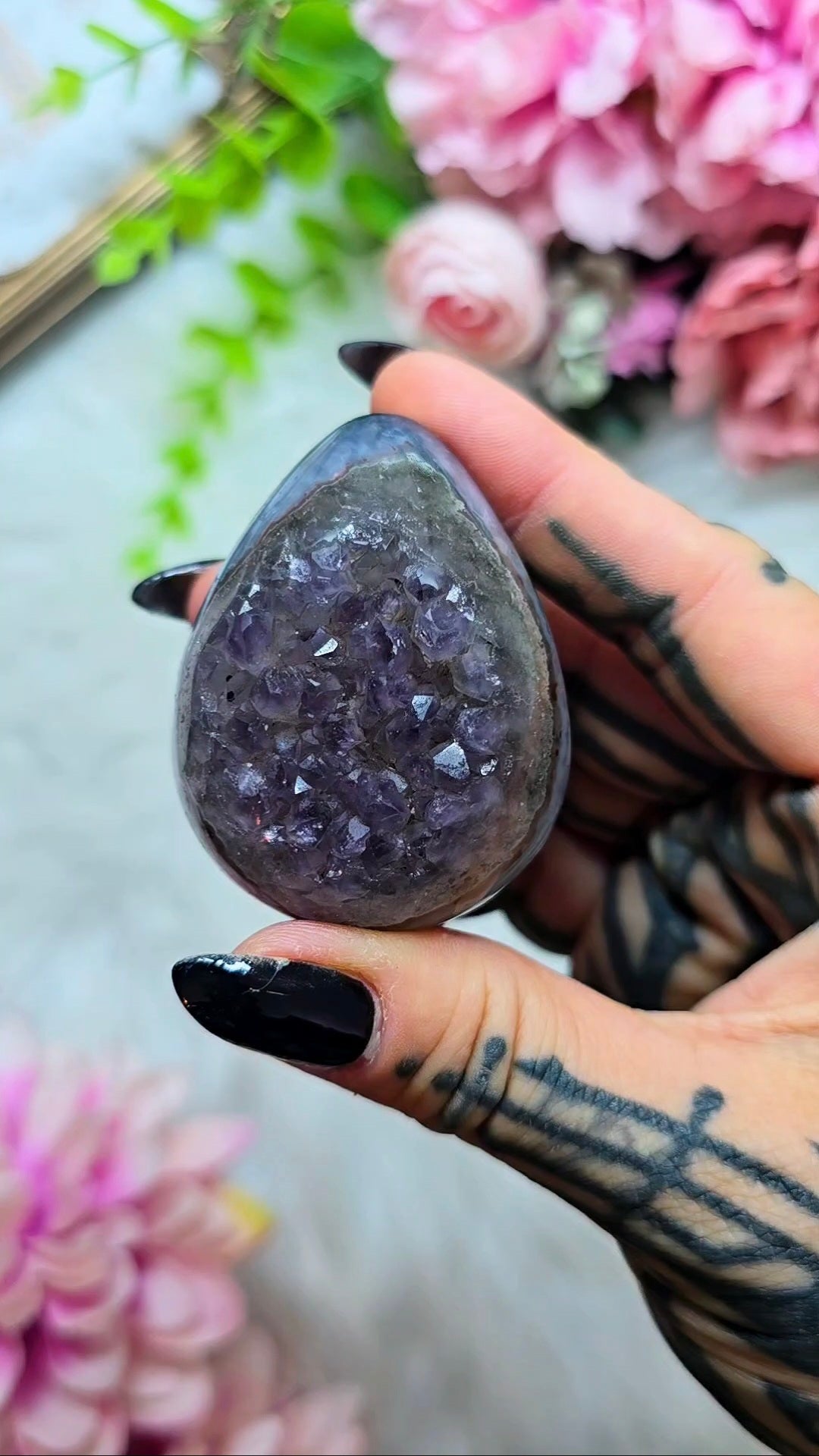 Druzy Agate / Amethyst Egg 20