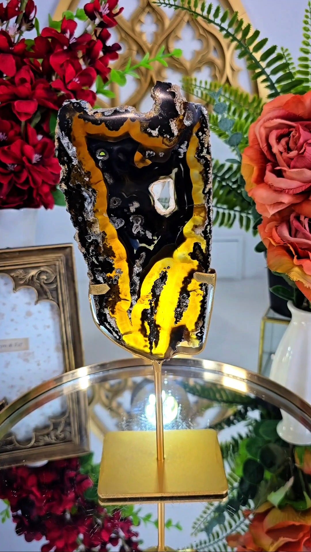 Agate Slice on stand 01