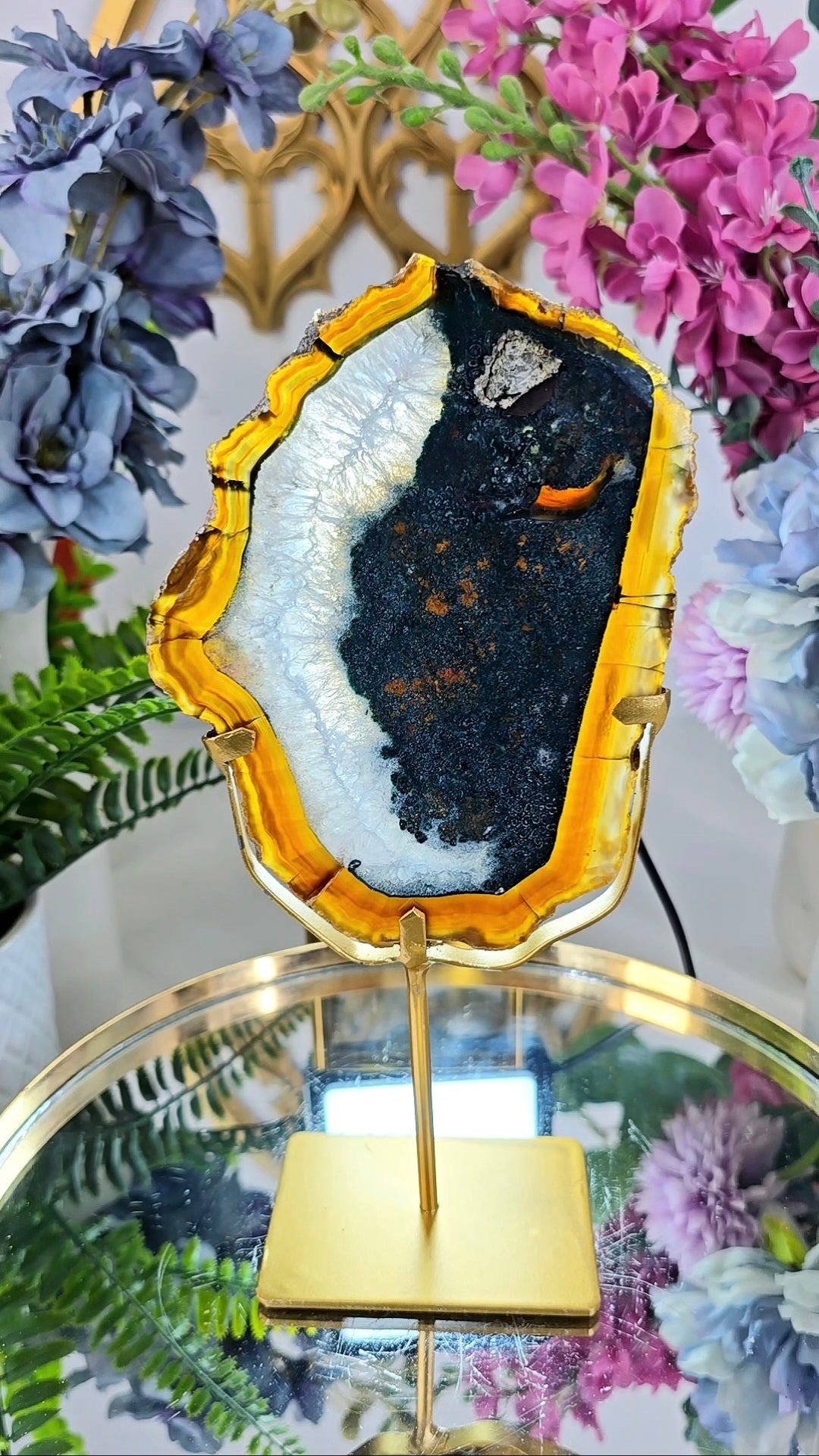 Agate / Jasper Slice on stand 02