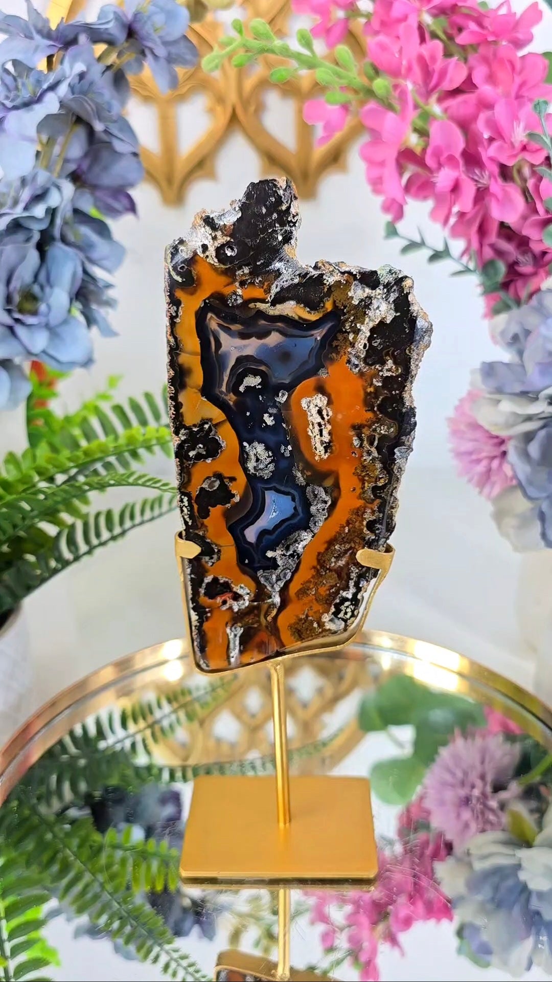Agate Slice on stand 01