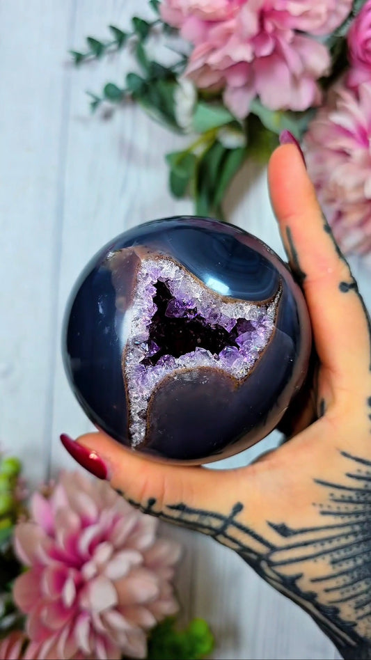 Druzy Agate / Amethyst Sphere CS377