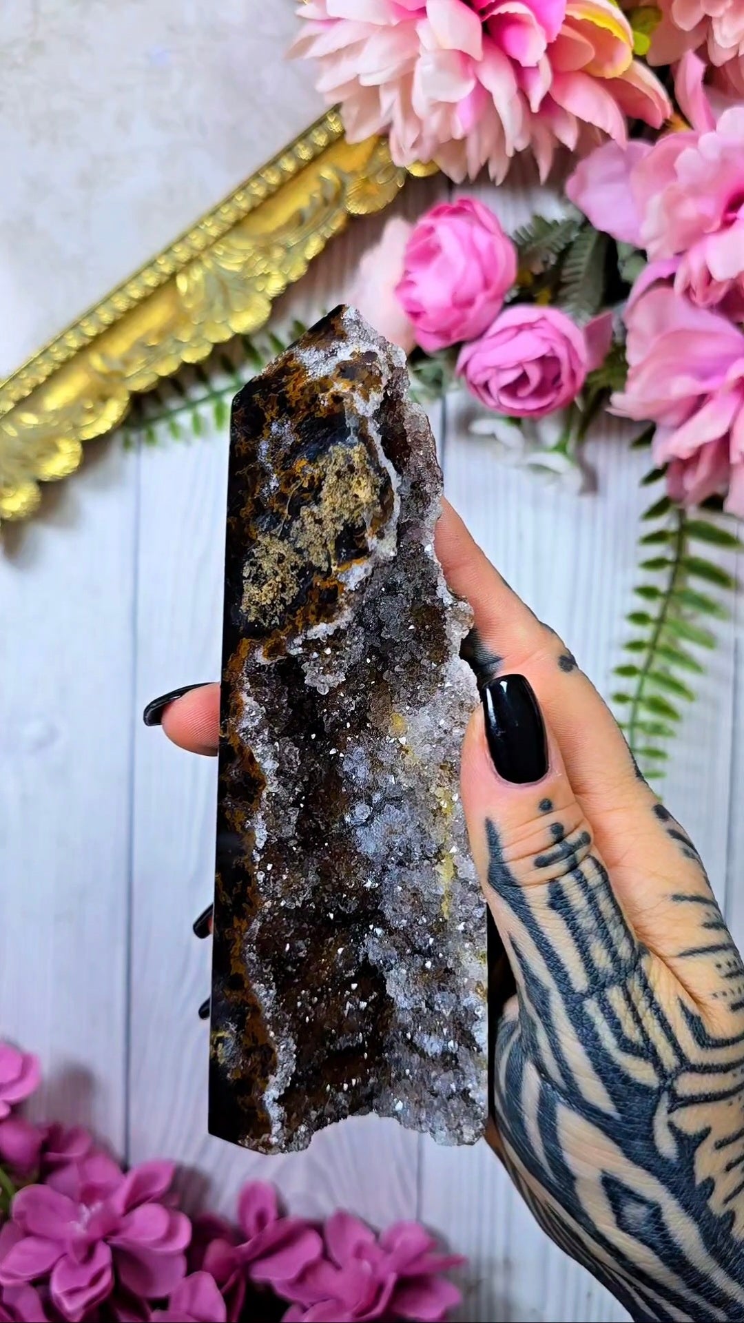Druzy Agate / Chalcedony Tower CT911