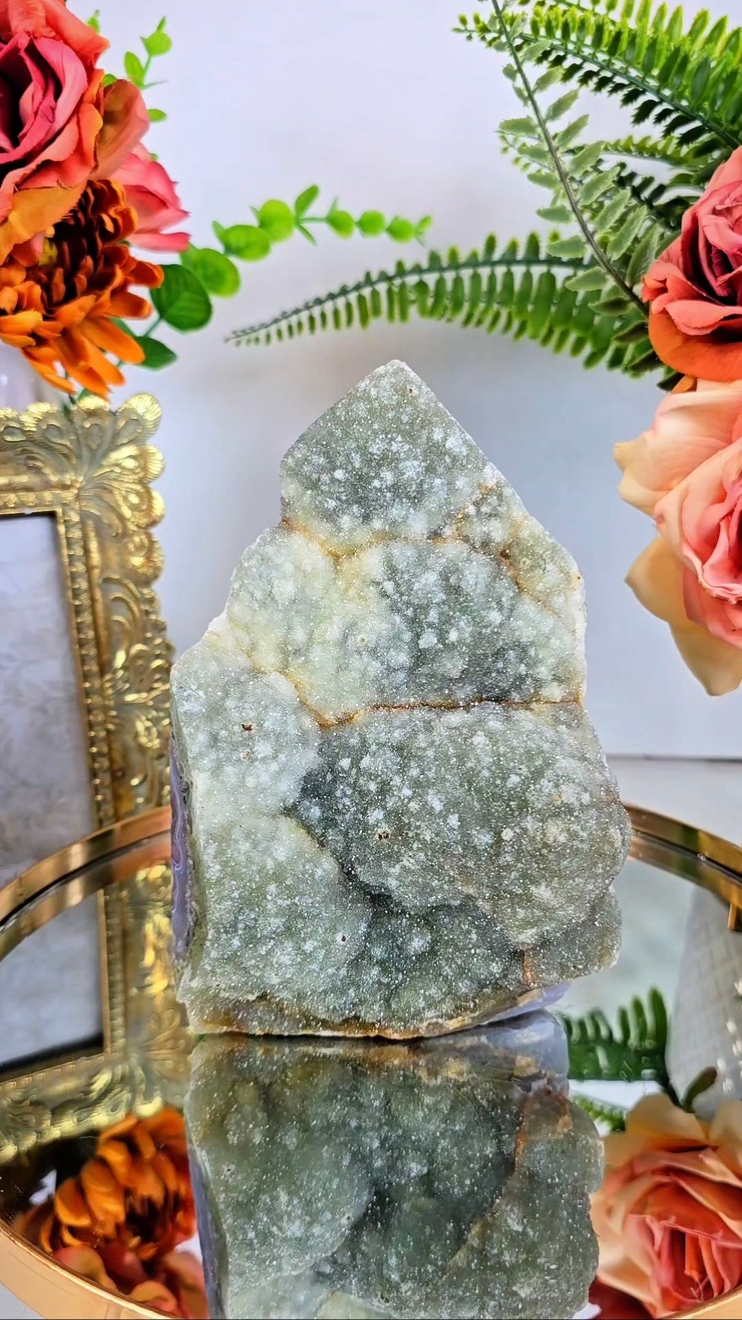 Druzy Agate / Chalcedony Tower CT916