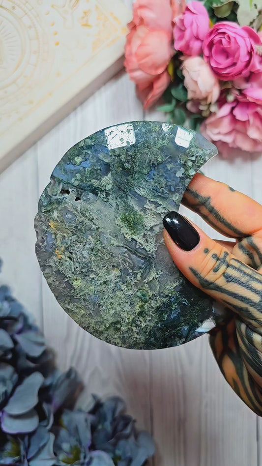 Moss Agate Moon on stand 01